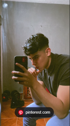 <em>Daniel Michael  P.</em>