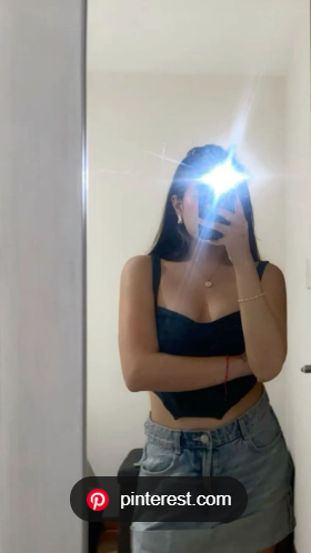 <em>Emily Grace J.</em>